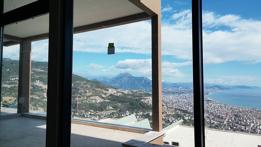 Ylellinen 4+1 huvila meri- ja linnoitusnäköalalla, Alanya Tepe