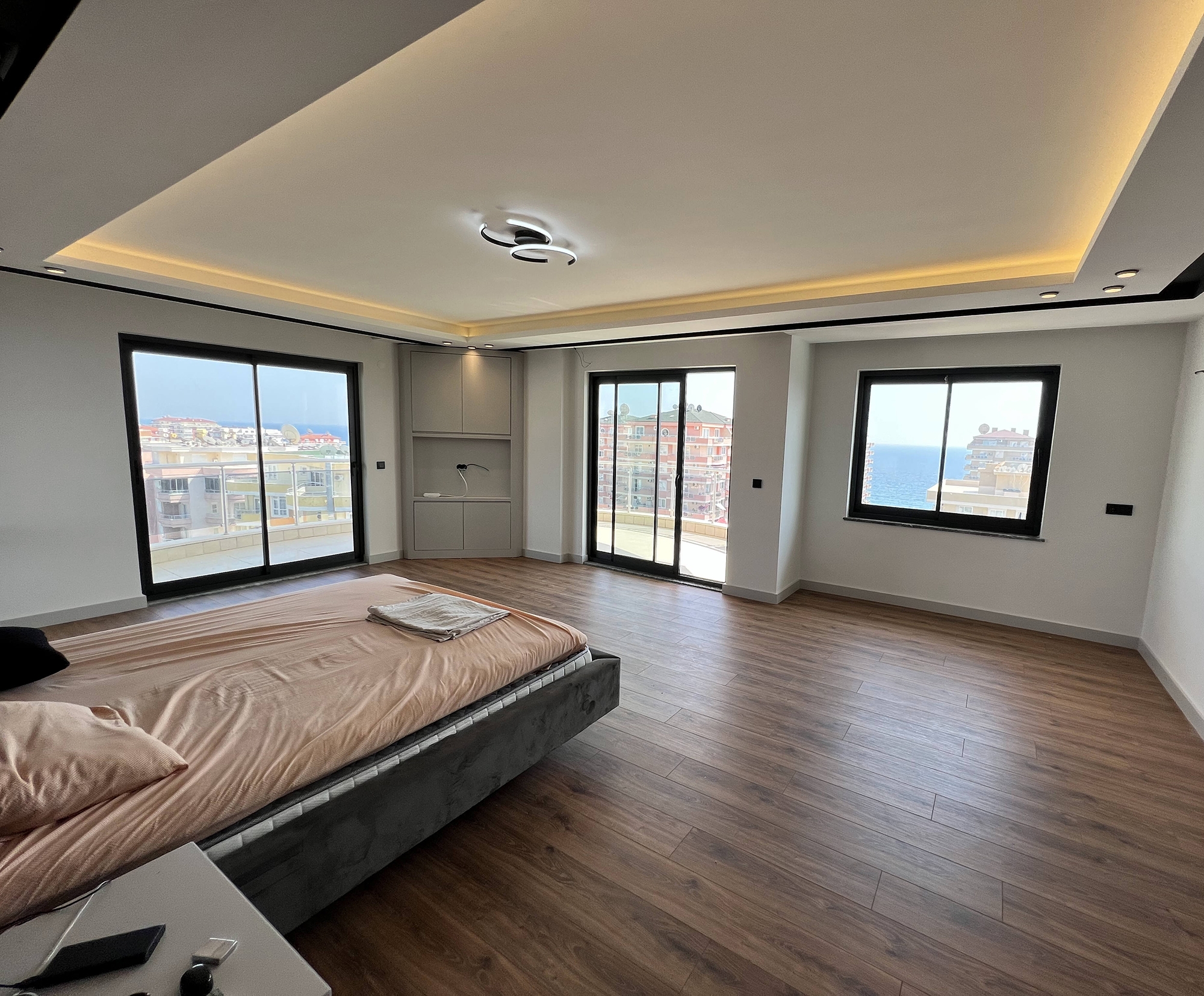 Luxurious 4+1 Sea View Apartment with Pool & Fitness, Alanya - Mahmutlar