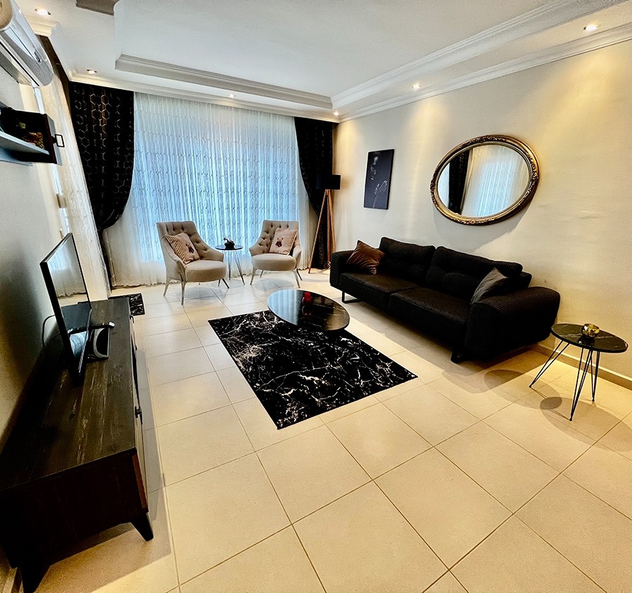 Castle and Mountain Views 2+1 Apartment in Mahmutlar, Alanya