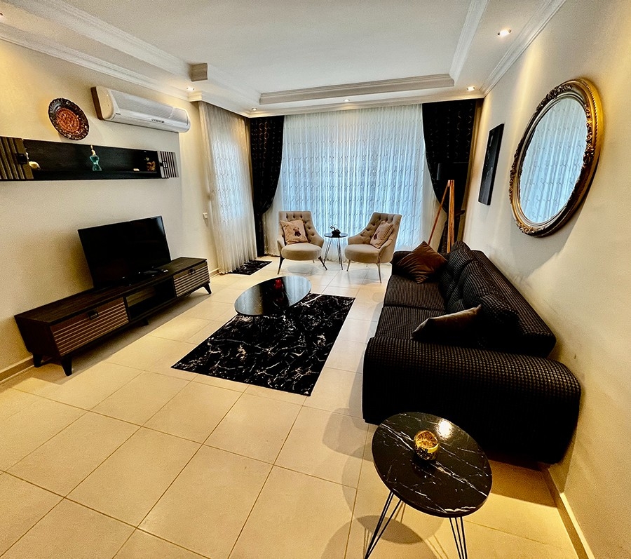 Castle and Mountain Views 2+1 Apartment in Mahmutlar, Alanya