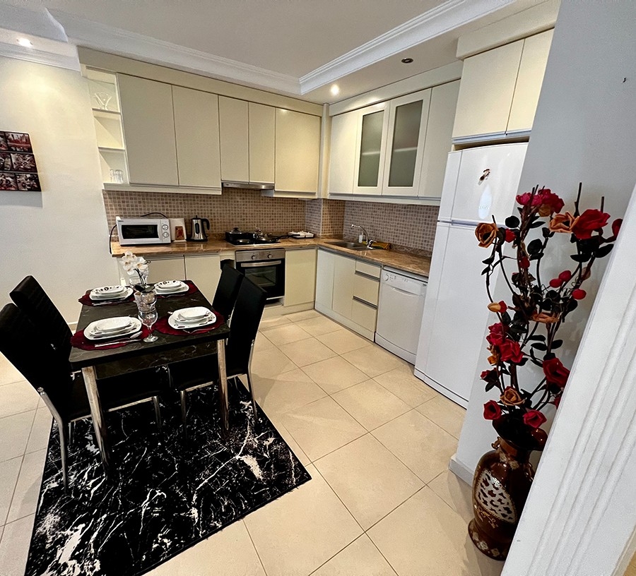 Castle and Mountain Views 2+1 Apartment in Mahmutlar, Alanya