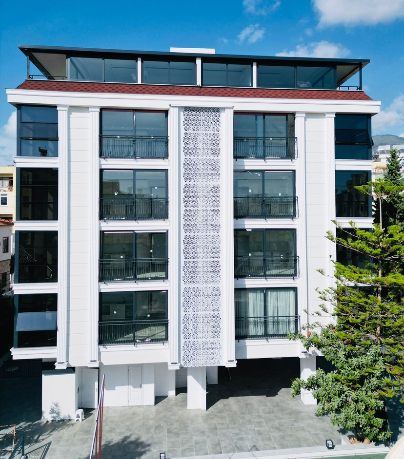 1+1 Asunto linna- ja vuorinäköalalla, Alanyan keskusta