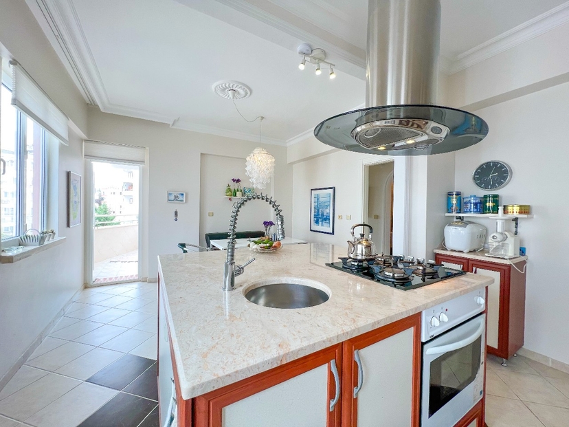 Fully Furnished Apartment by the beach in Mahmutlar, Alanya