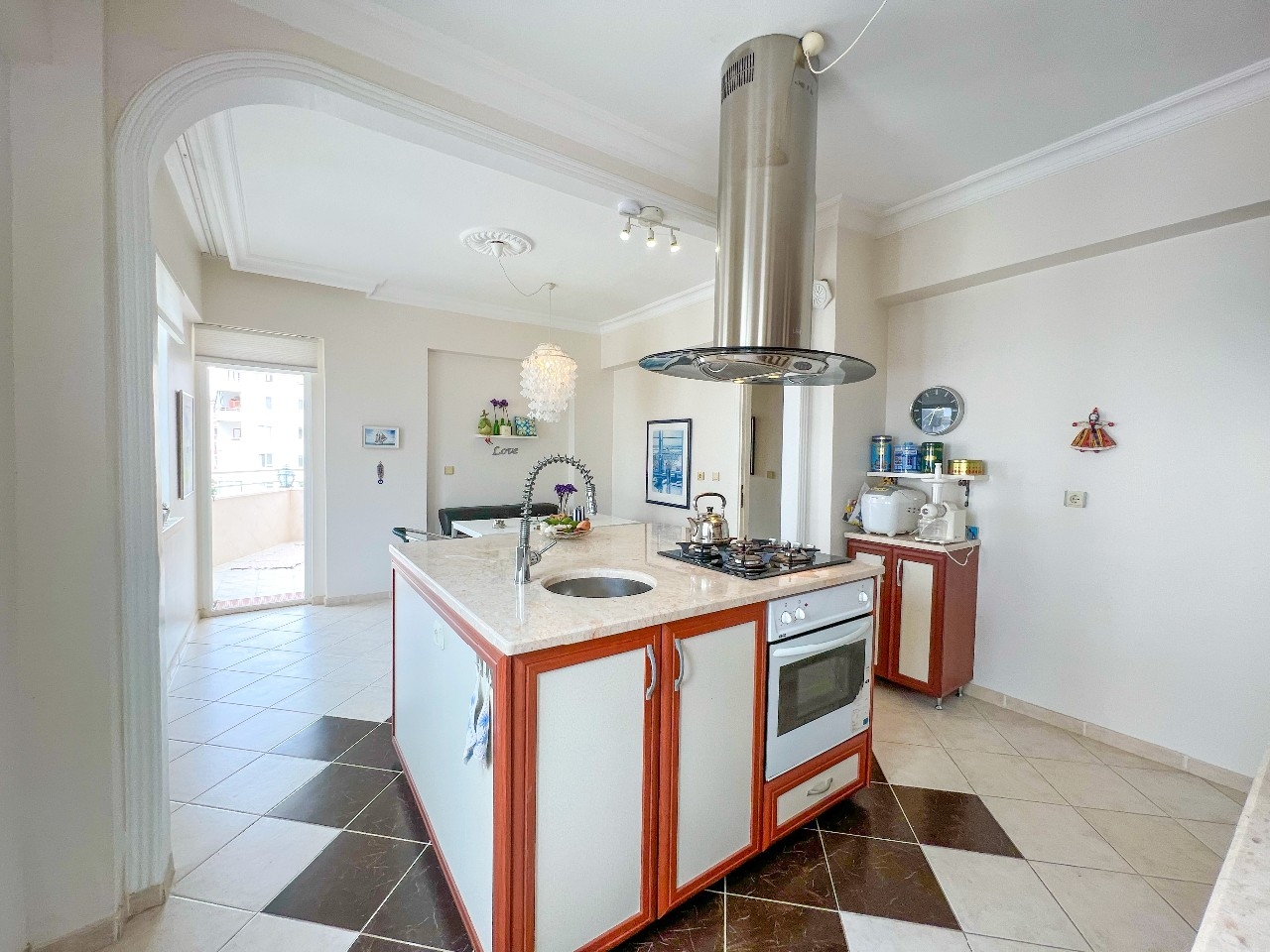 Fully Furnished Apartment by the beach in Mahmutlar, Alanya