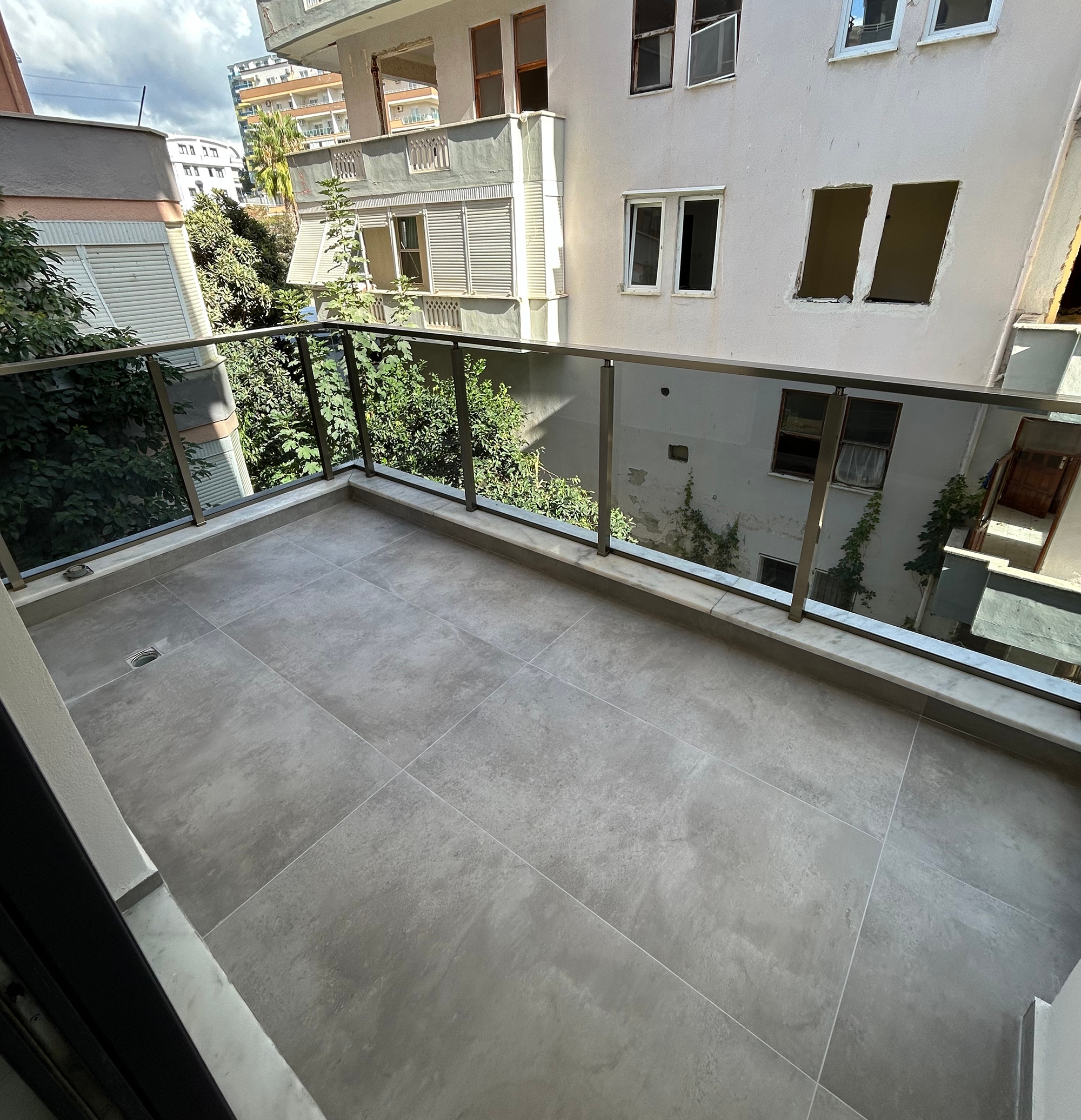 Bergblick 1+1 Wohnung in Mahmutlar, Alanya