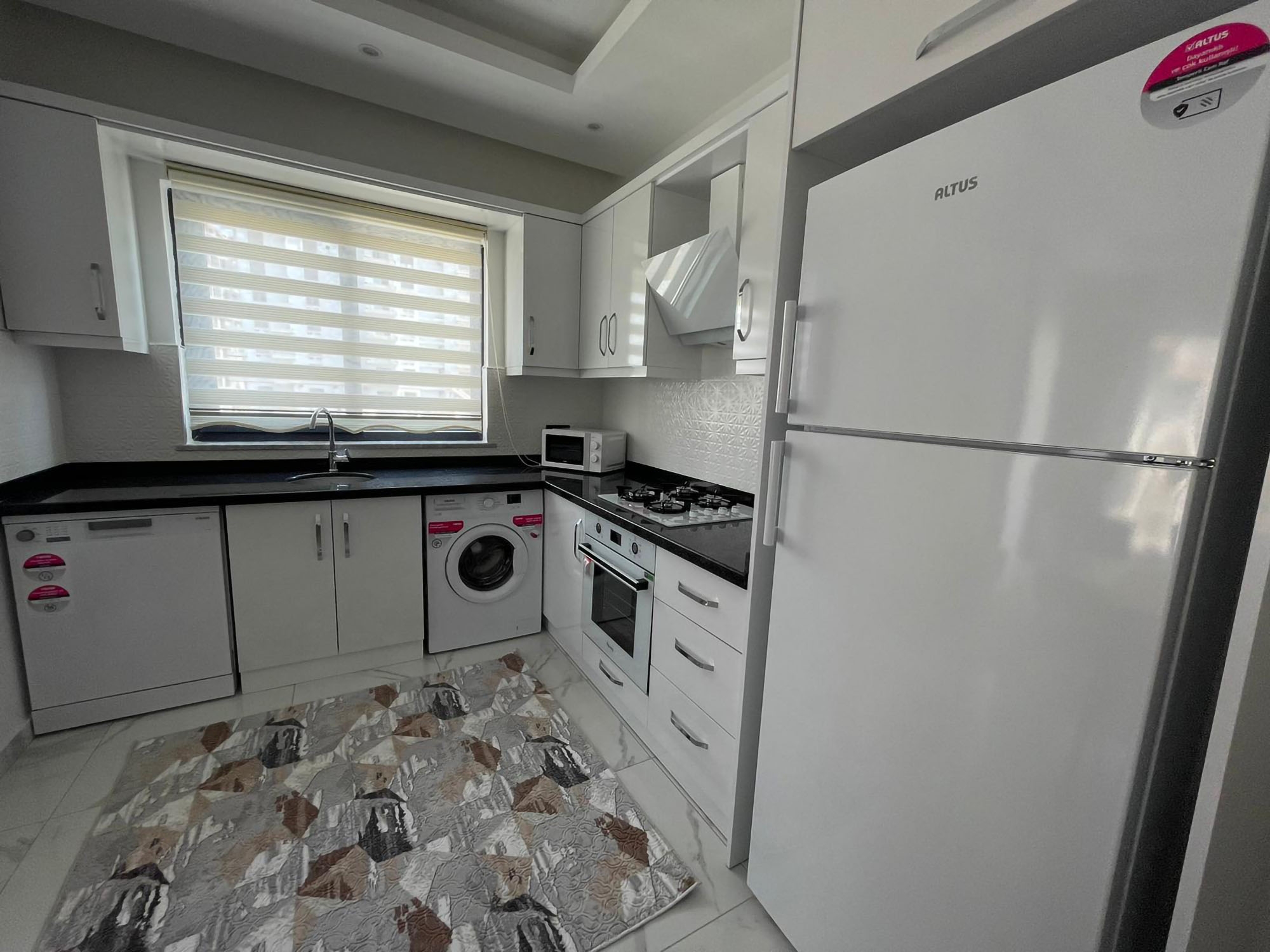 Solrig 1+1 Lejlighed med Bjergudsigt, Mahmutlar