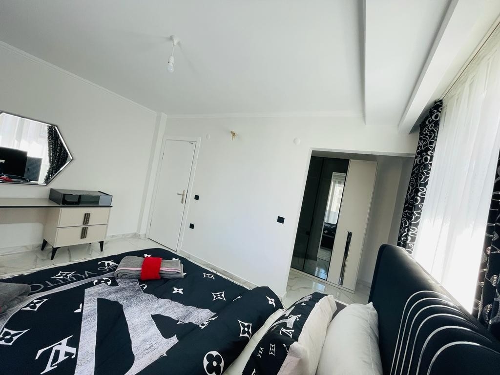 Bergblick 2+1 Wohnung mit Pool und Fitness in Alanya - Mahmutlar