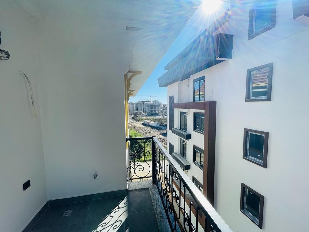 Bergblick 2+1 Wohnung mit Pool und Fitness in Alanya - Mahmutlar
