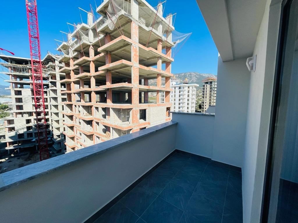 Bergblick 2+1 Wohnung mit Pool und Fitness in Alanya - Mahmutlar