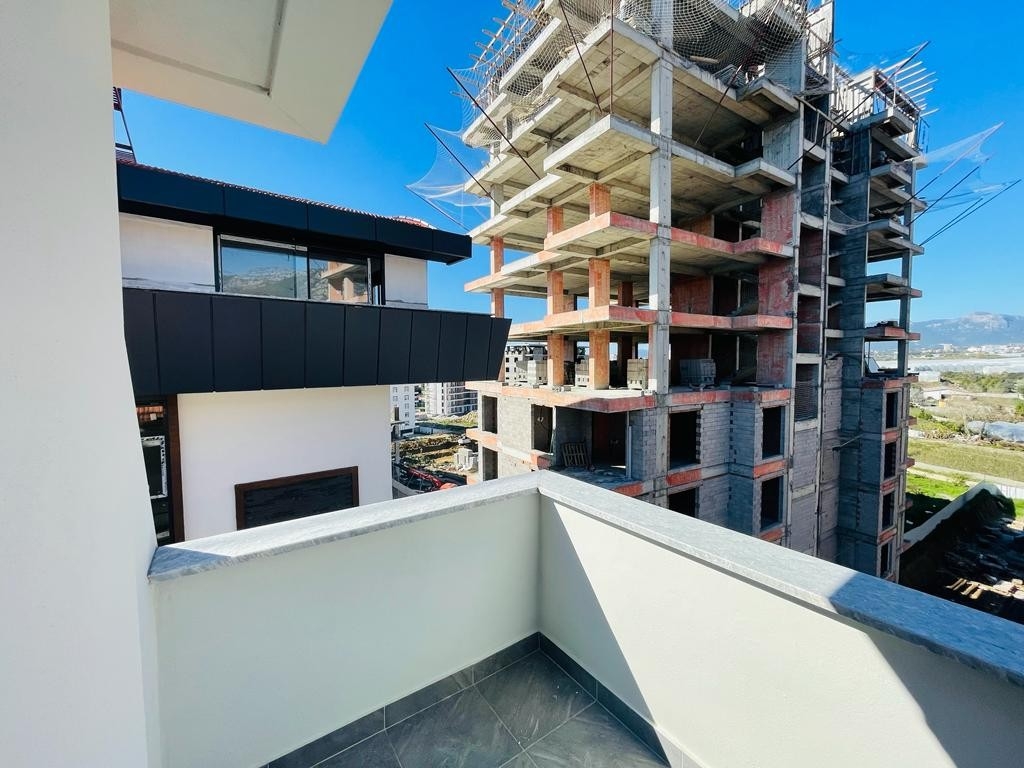 Bergblick 2+1 Wohnung mit Pool und Fitness in Alanya - Mahmutlar