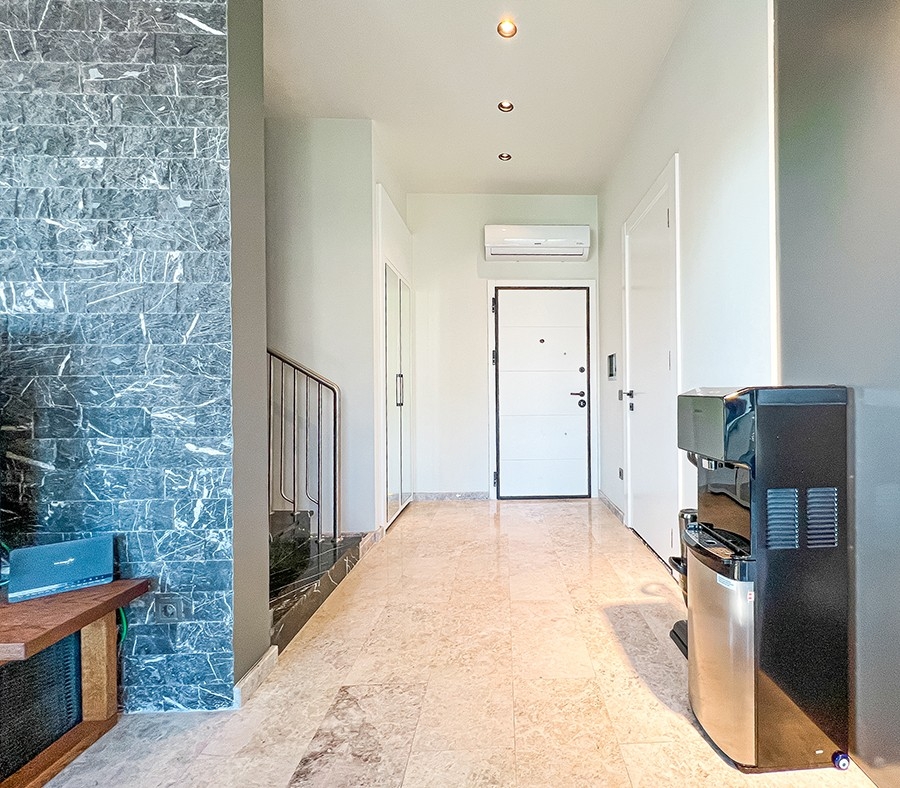 Luxuriöses 2+1 Penthouse mit Burg- und Bergblick, Alanya Zentrum