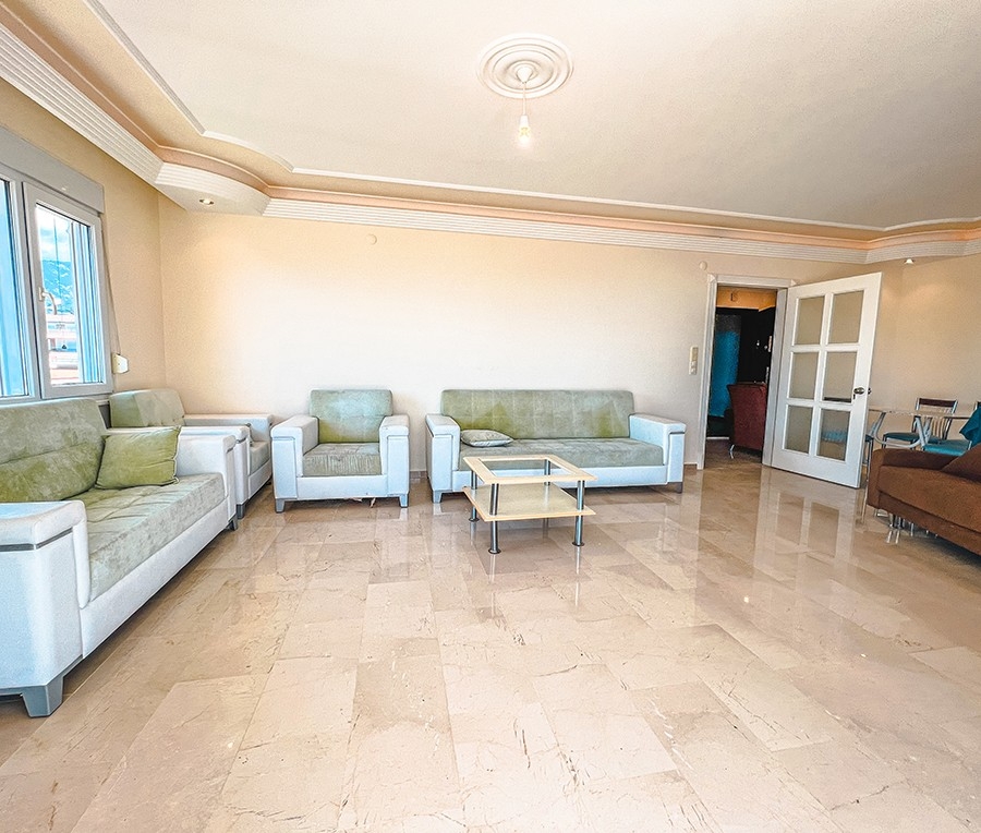 4+1 Penthouse med Hav- og Bjergudsigt i Alanya, Mahmutlar