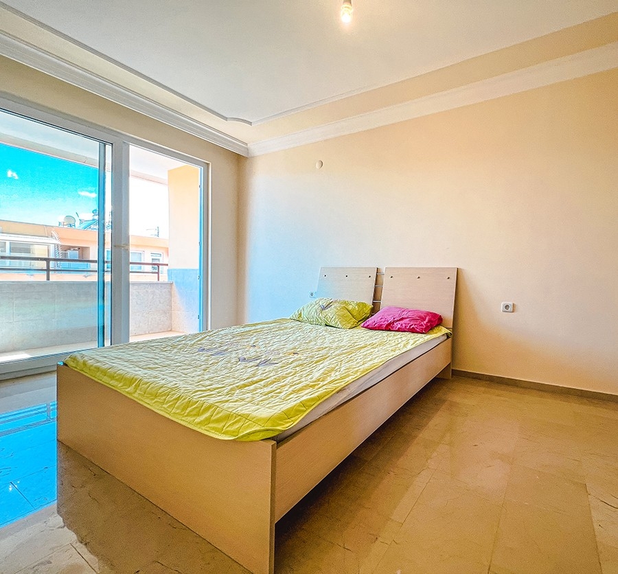 4+1 Penthouse med Hav- og Bjergudsigt i Alanya, Mahmutlar