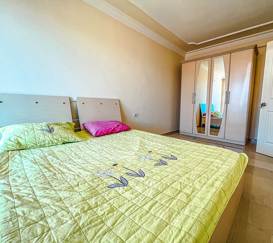 4+1 Penthouse med Hav- og Bjergudsigt i Alanya, Mahmutlar