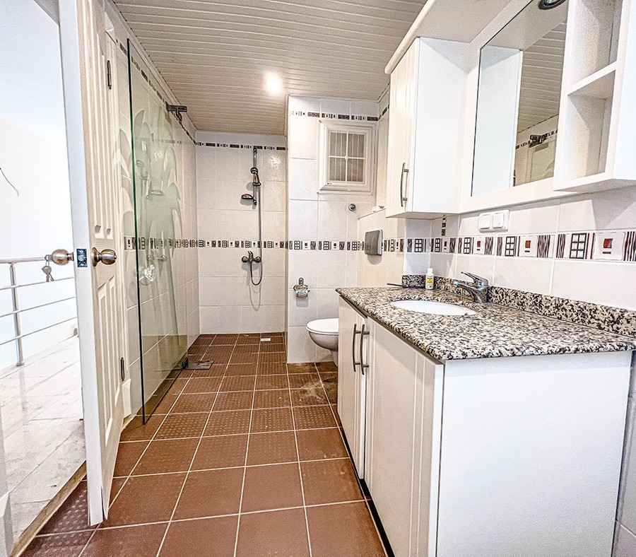 4+1 Penthouse med Hav- og Bjergudsigt i Alanya, Mahmutlar