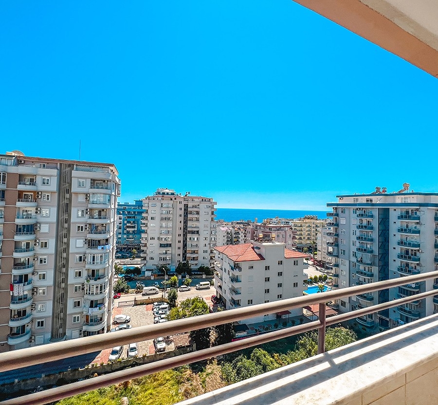 4+1 Penthouse med Hav- og Bjergudsigt i Alanya, Mahmutlar