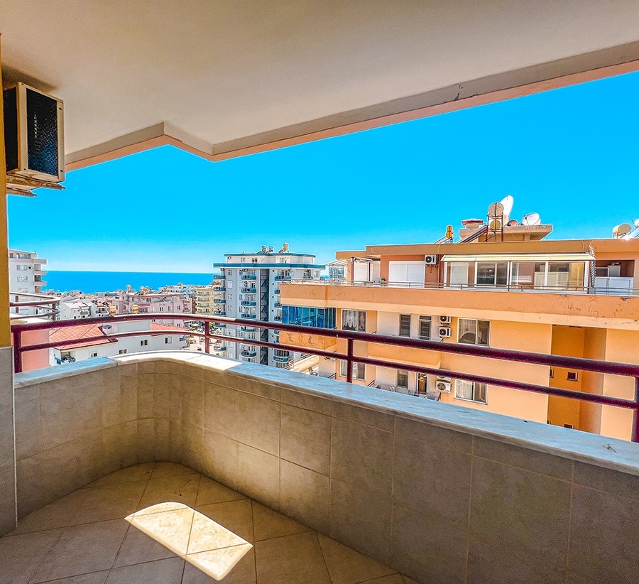 4+1 Penthouse med Hav- og Bjergudsigt i Alanya, Mahmutlar
