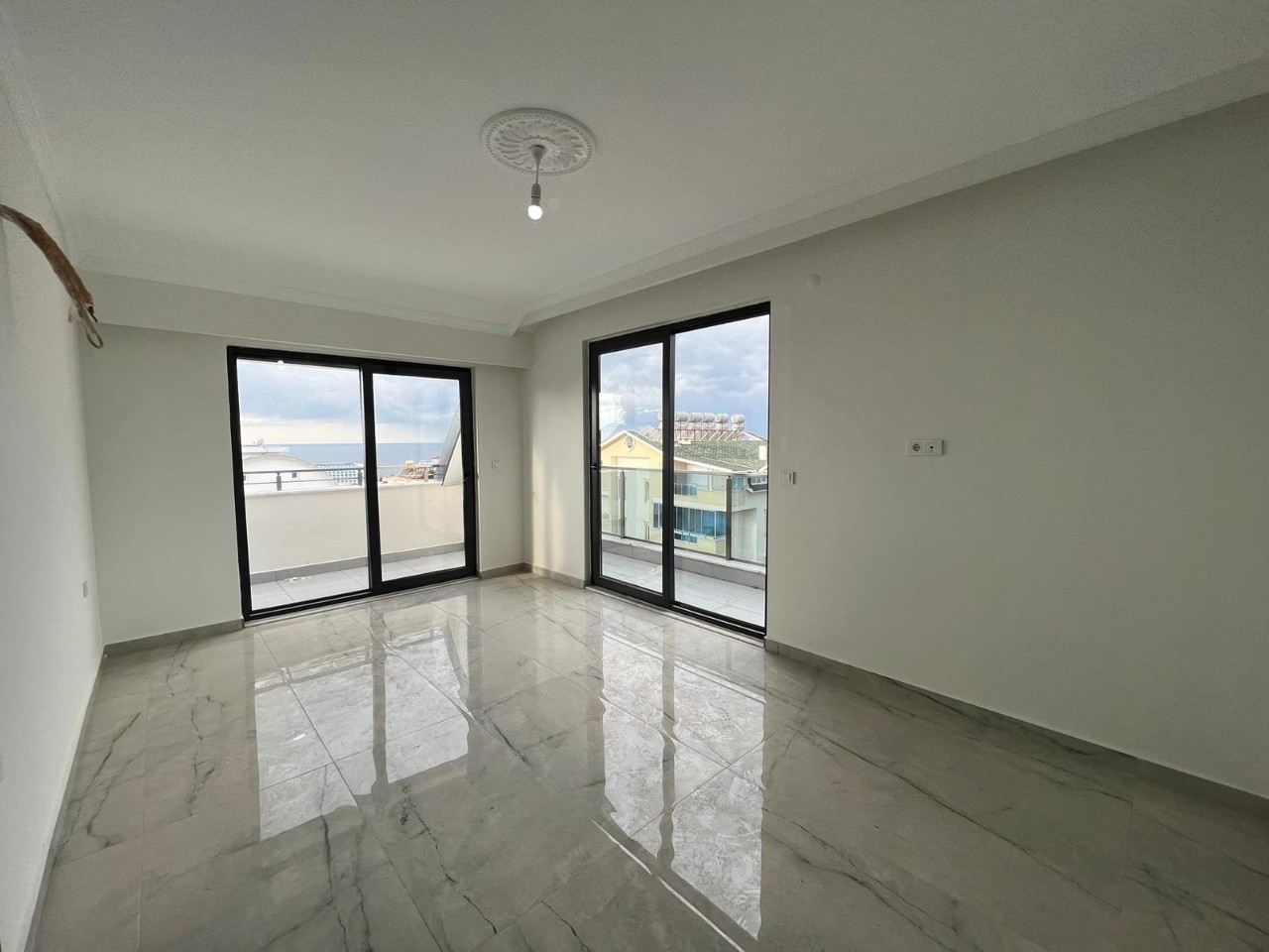 2-bedroom apartment in recently built new complex in Avsallar