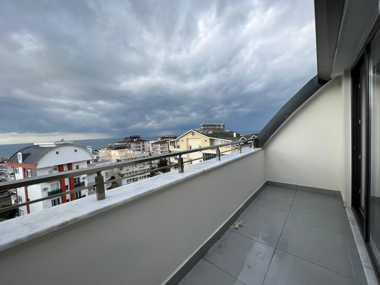 2-bedroom apartment in recently built new complex in Avsallar