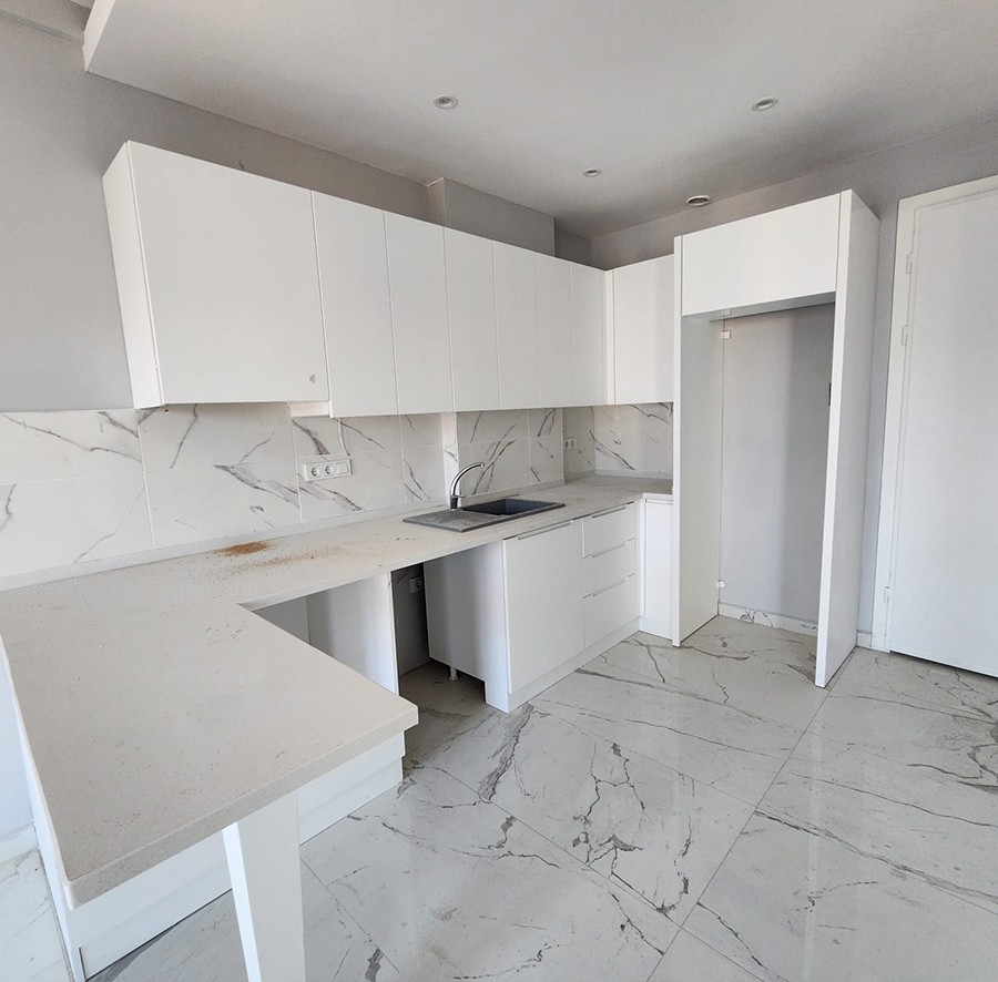 One-bedroom apartment in a newly built complex, Alanya downtown