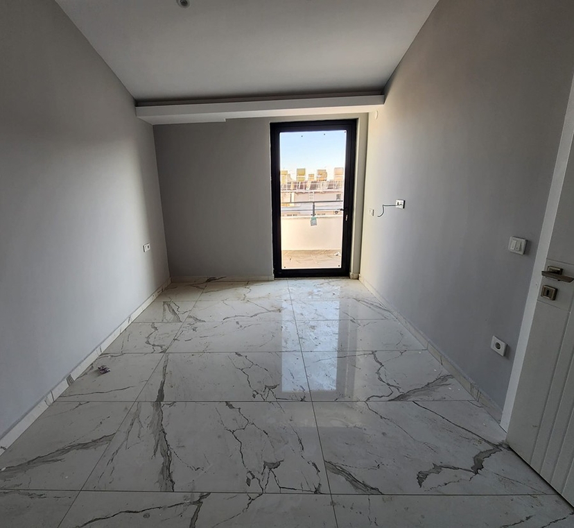 One-bedroom apartment in a newly built complex, Alanya downtown