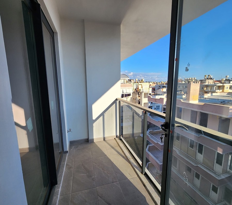 One-bedroom apartment in a newly built complex, Alanya downtown