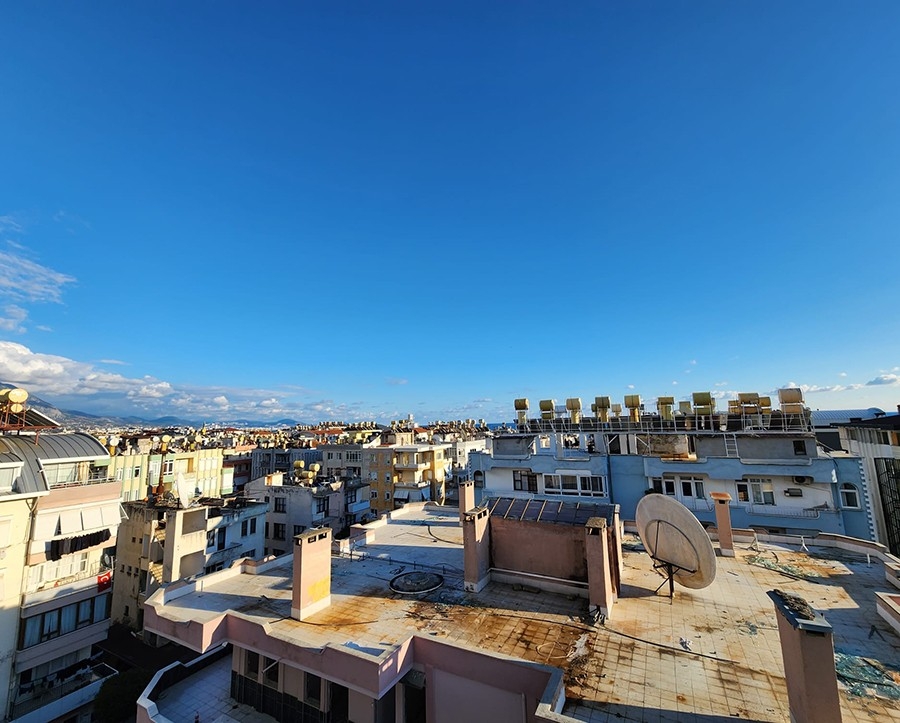 One-bedroom apartment in a newly built complex, Alanya downtown