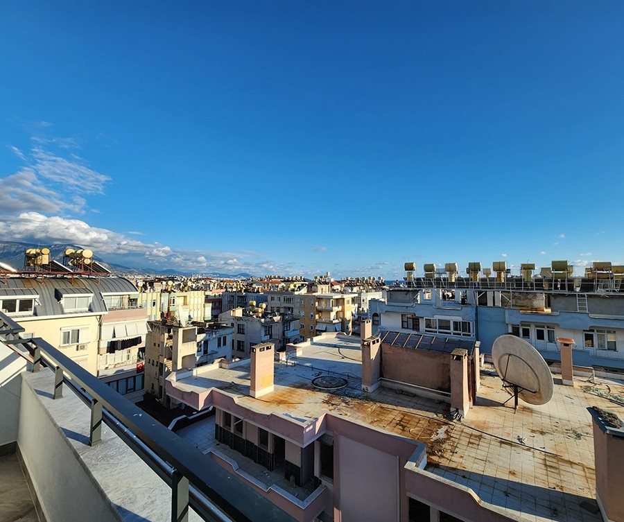 One-bedroom apartment in a newly built complex, Alanya downtown