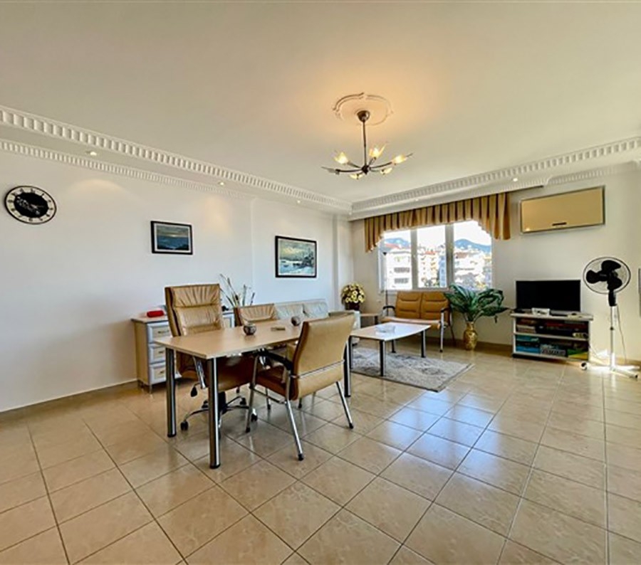 Spacious 4+1 Apartment with Mountain View in Cikcilli