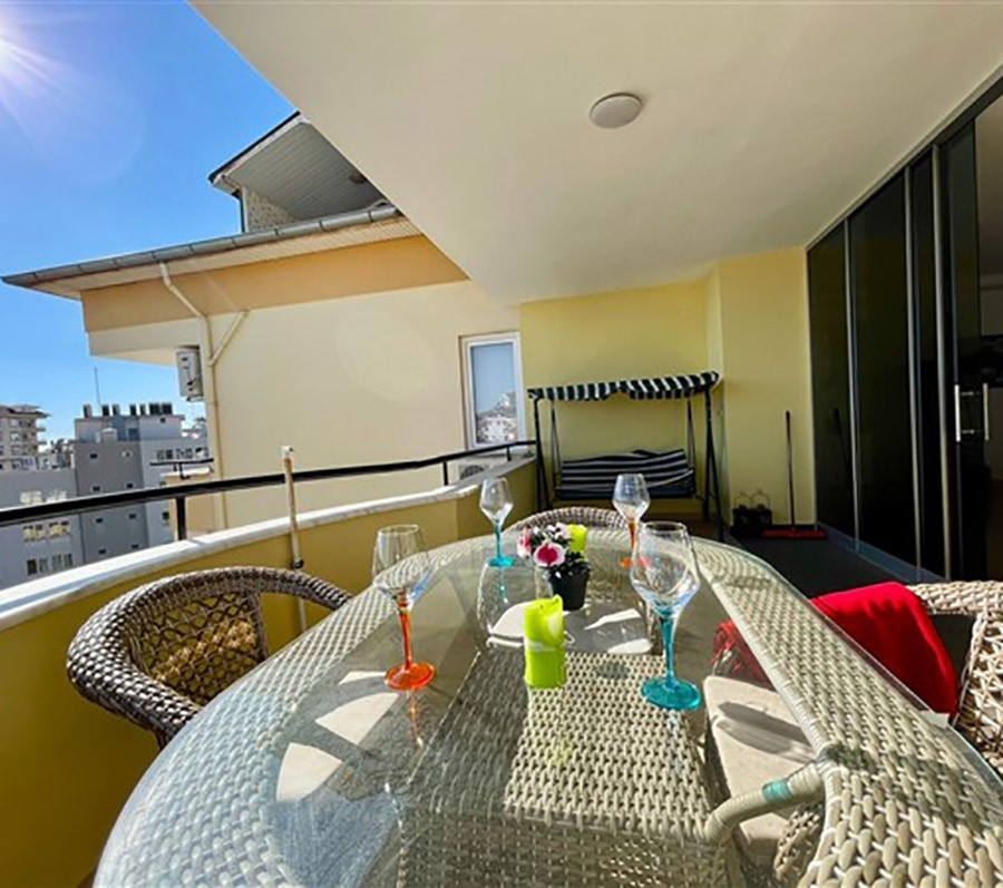Spacious 4+1 Apartment with Mountain View in Cikcilli