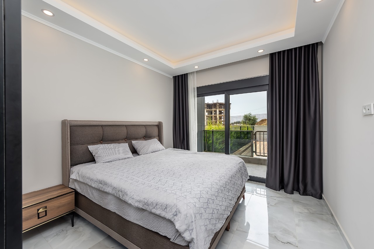 Ylellinen 1+1 puutarhakerrostalo vuorinäköalalla, Alanya - Avsallar