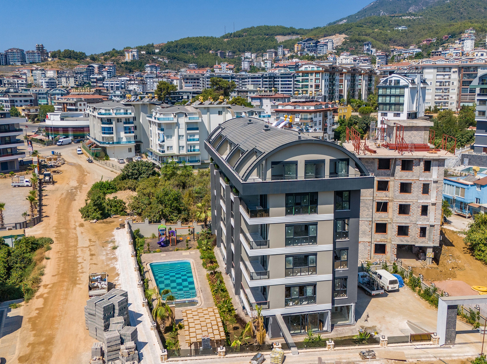 Luxurious 2+1 Apartment with Mountain View, Alanya - Oba