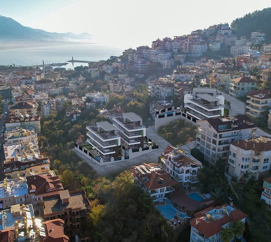 New luxury apartments centrally located with sea view