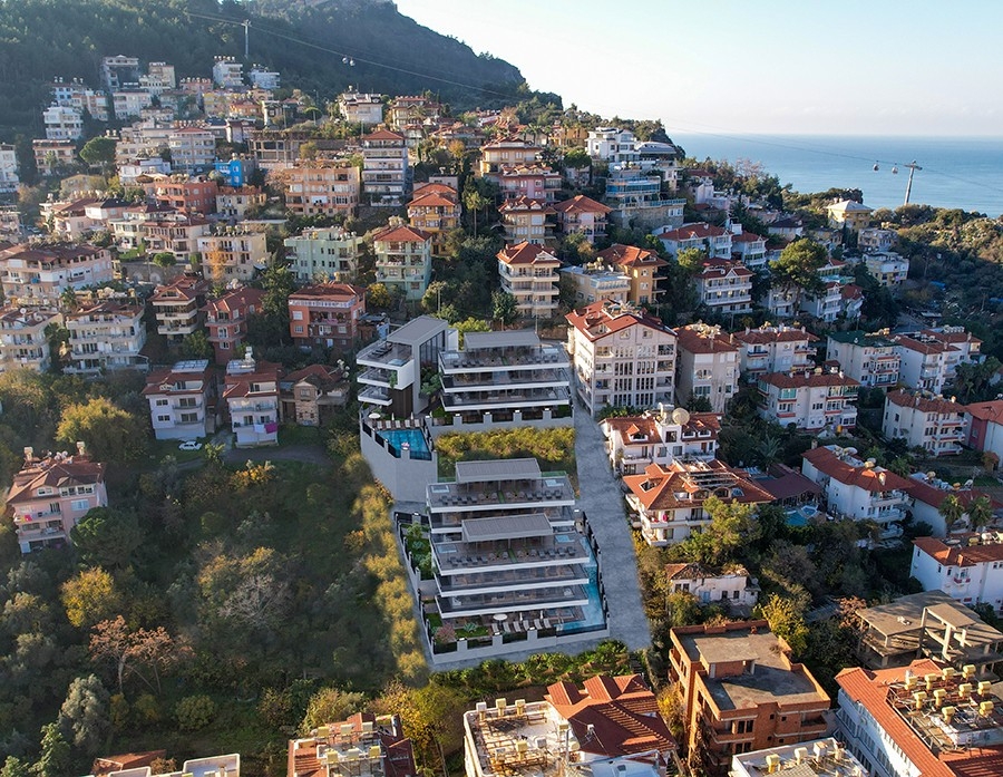 New luxury apartments centrally located with sea view