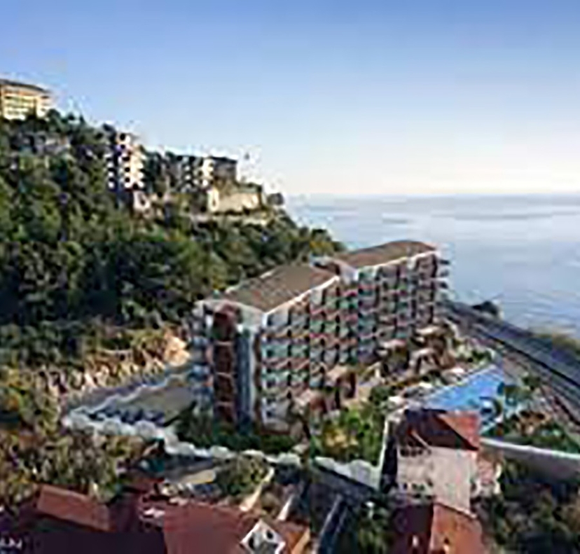 Exlusive apartment on the beachfront in Kargicak, Alanya