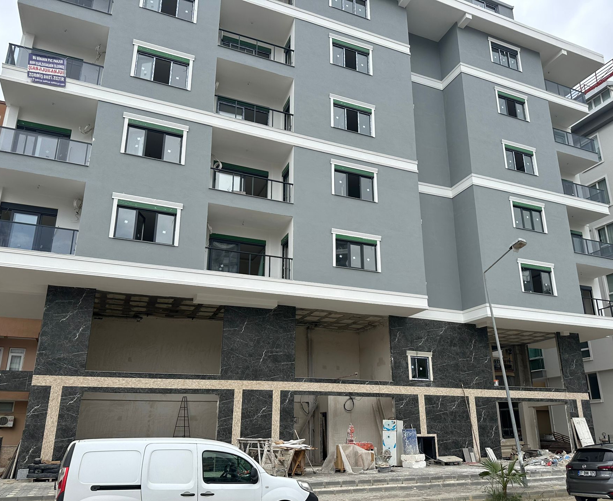 Luxury 1+1 Apartment with Castle and Mountain Views, Alanya - Mahmutlar