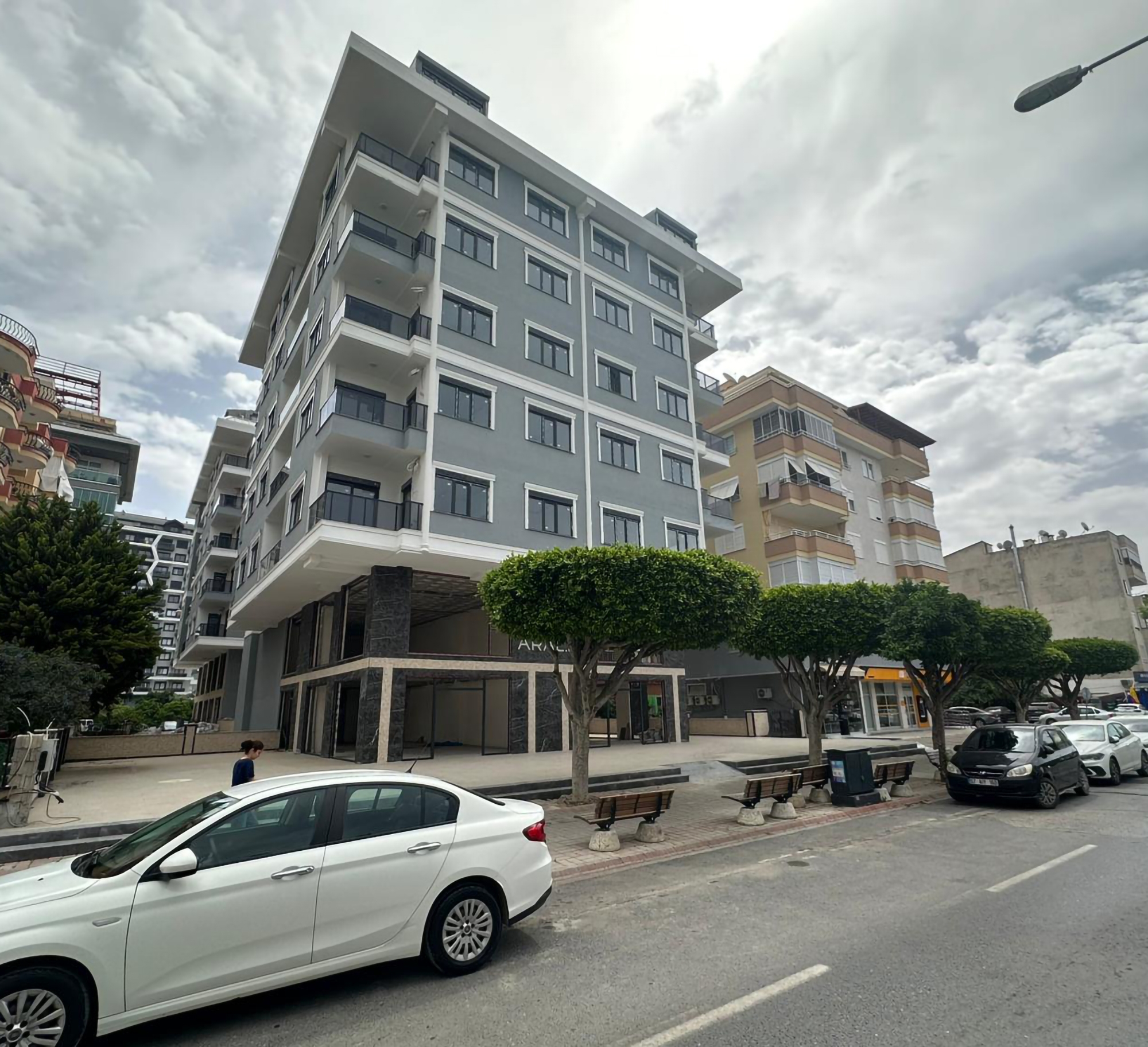 Luxury 1+1 Apartment with Castle and Mountain Views, Alanya - Mahmutlar