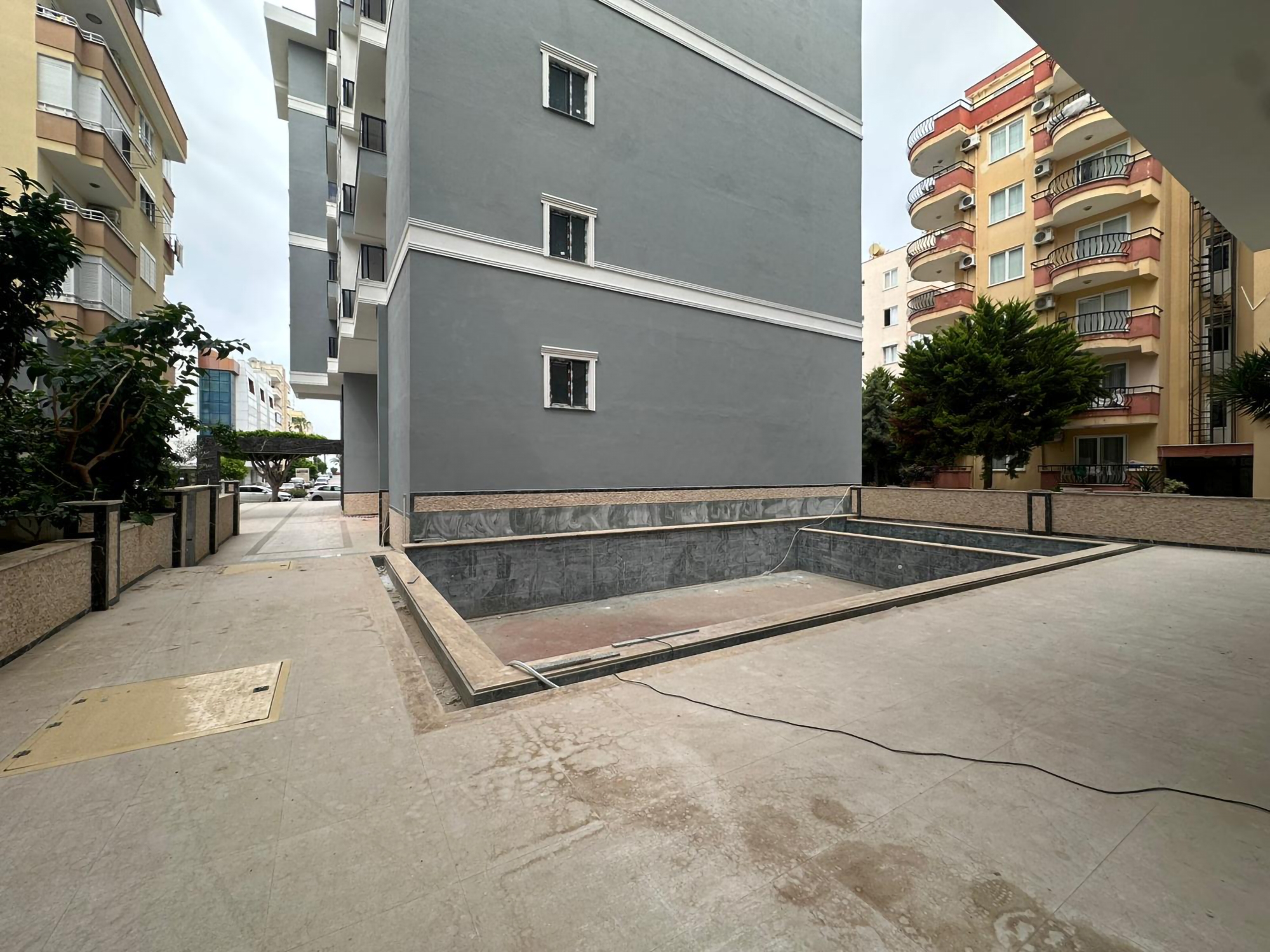 Luxury 1+1 Apartment with Castle and Mountain Views, Alanya - Mahmutlar