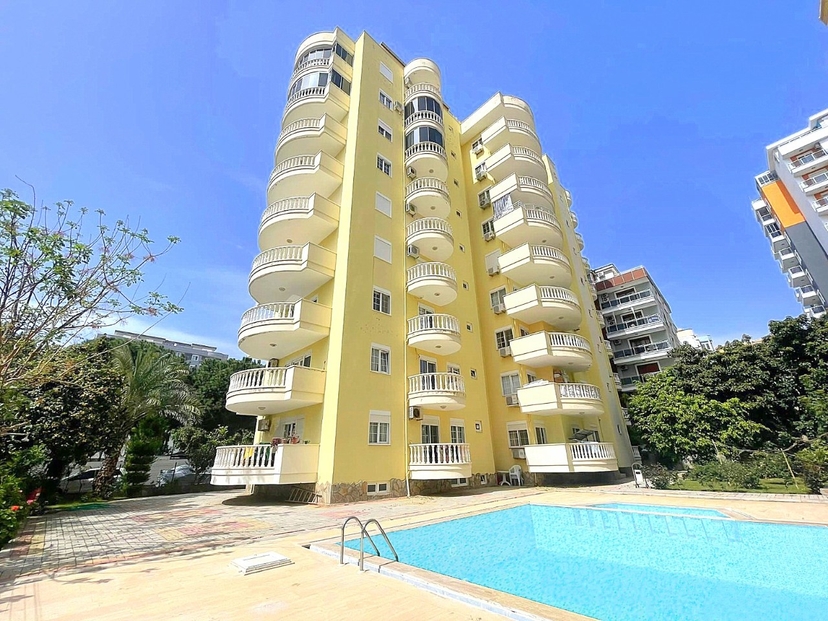 Furnished 2-bedroom apartment 350m from the beach in Mahmutlar