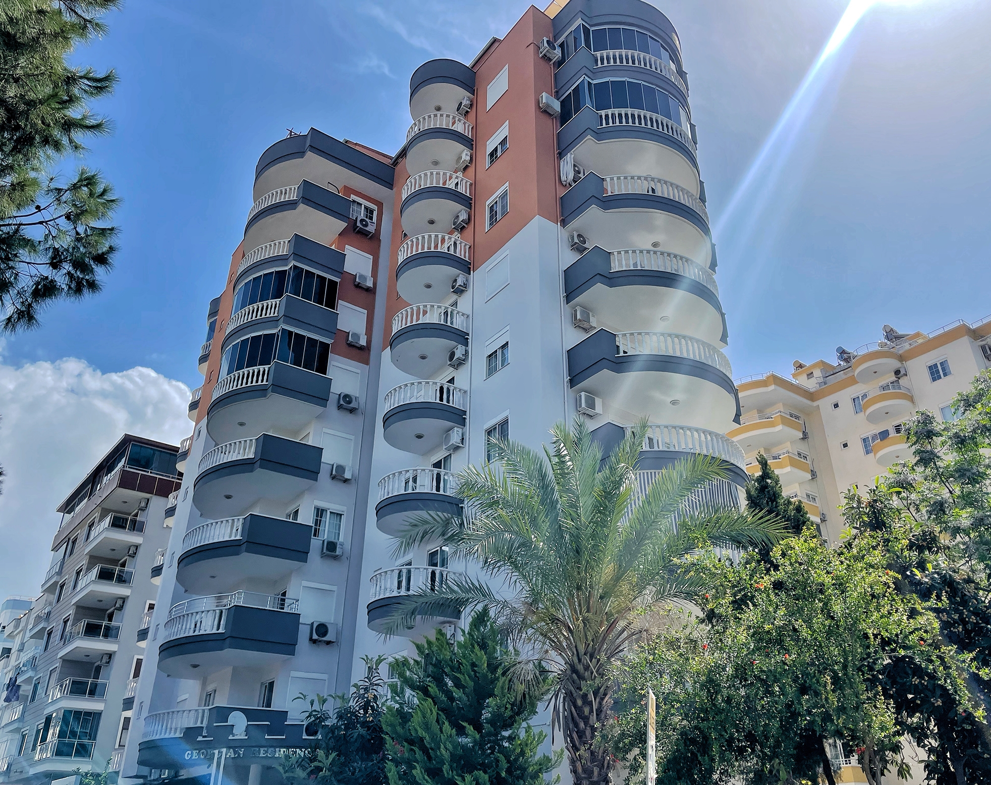 Mountain-View 2+1 Apartment in Mahmutlar, Alanya