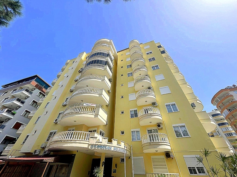 Furnished 2-bedroom apartment 350m from the beach in Mahmutlar