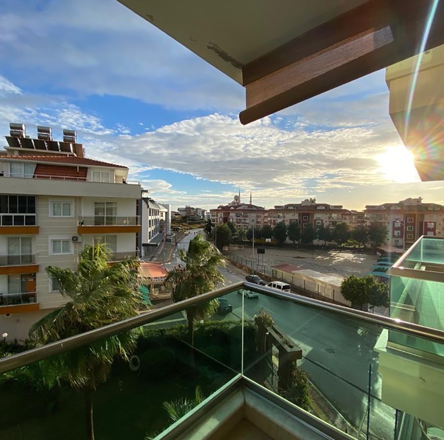 Luksuriøs 2+1 Lejlighed med Udsigt til Slot og Bjerge i Alanya - Oba