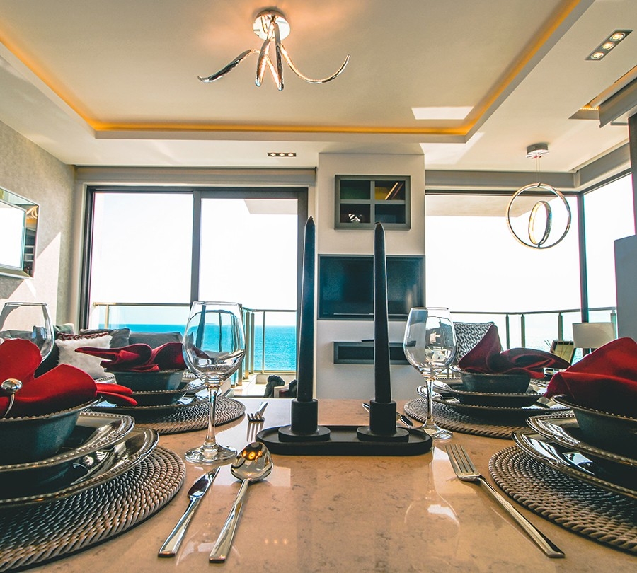 Luxury 2-bedroom beachfront apartment in Mahmutlar