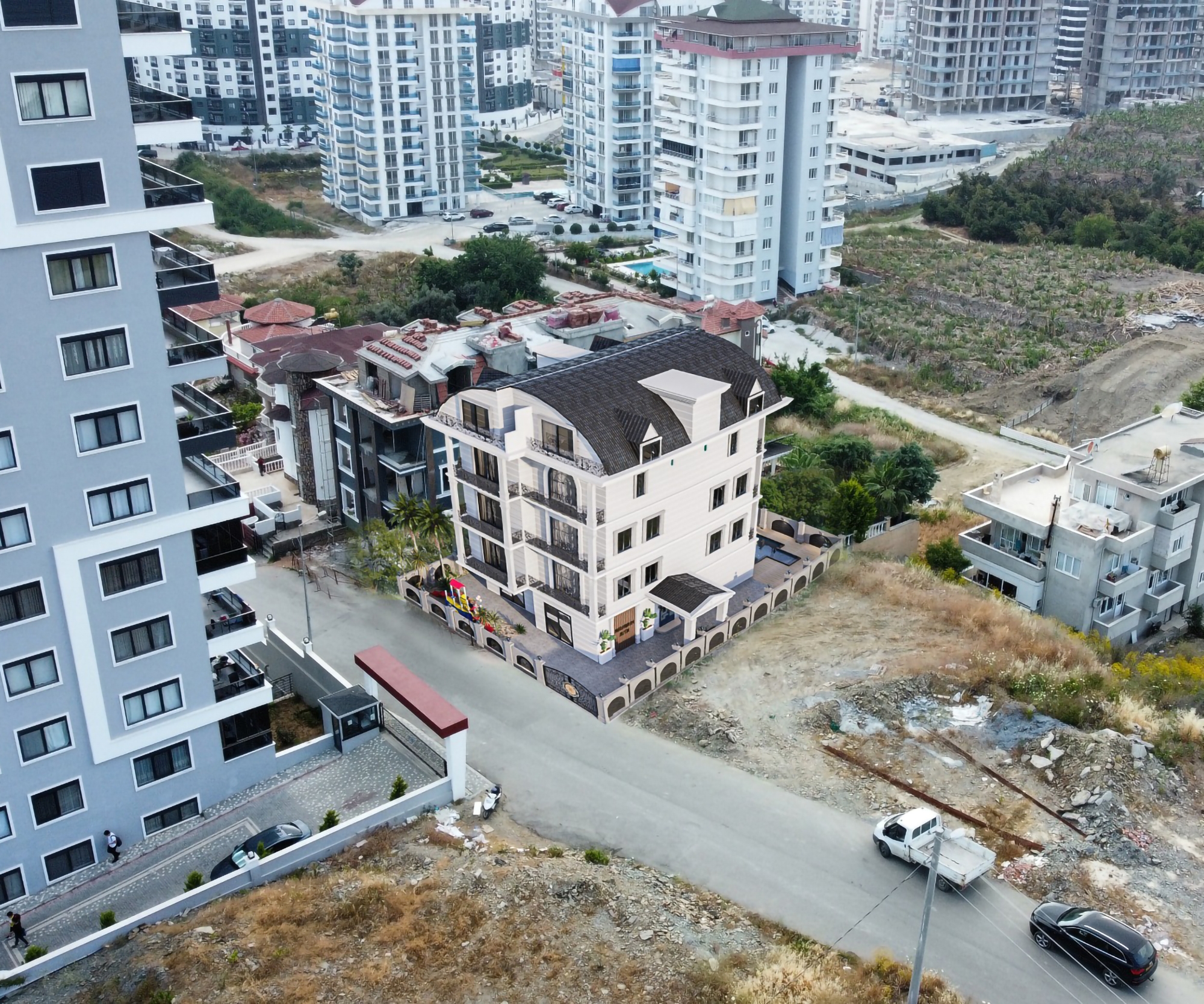 Luxury 1+1 Apartment with Castle and Mountain Views, Alanya - Mahmutlar