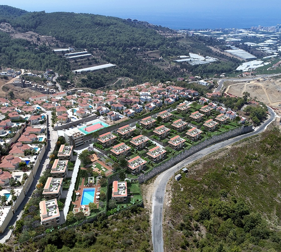 Lyxig 3+1 Villa med utsikt över slott och berg, Alanya - Kargicak
