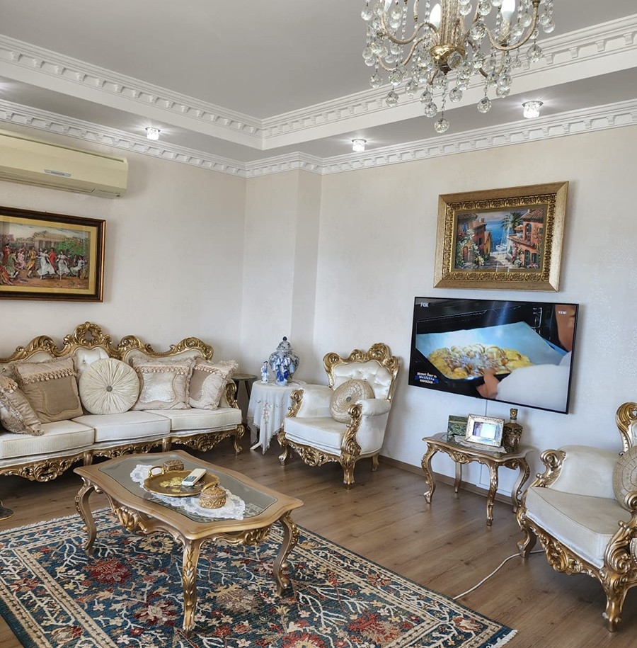 Furnished 3+1 luxury apartment right by the sea in Alanya