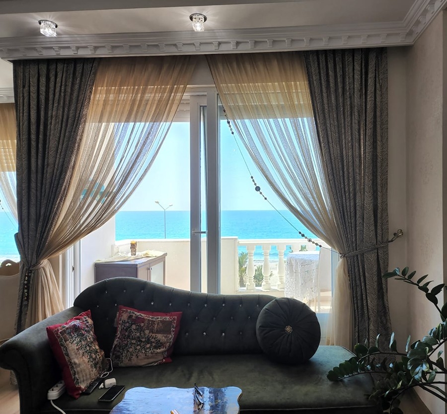 Furnished 3+1 luxury apartment right by the sea in Alanya