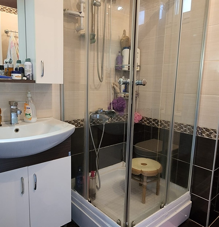 Furnished 3+1 luxury apartment right by the sea in Alanya