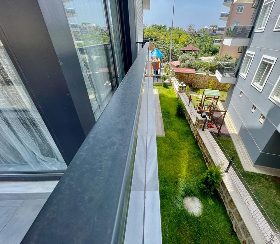 Luxury 2+1 Garden Floor with Mountain View, Alanya - Oba