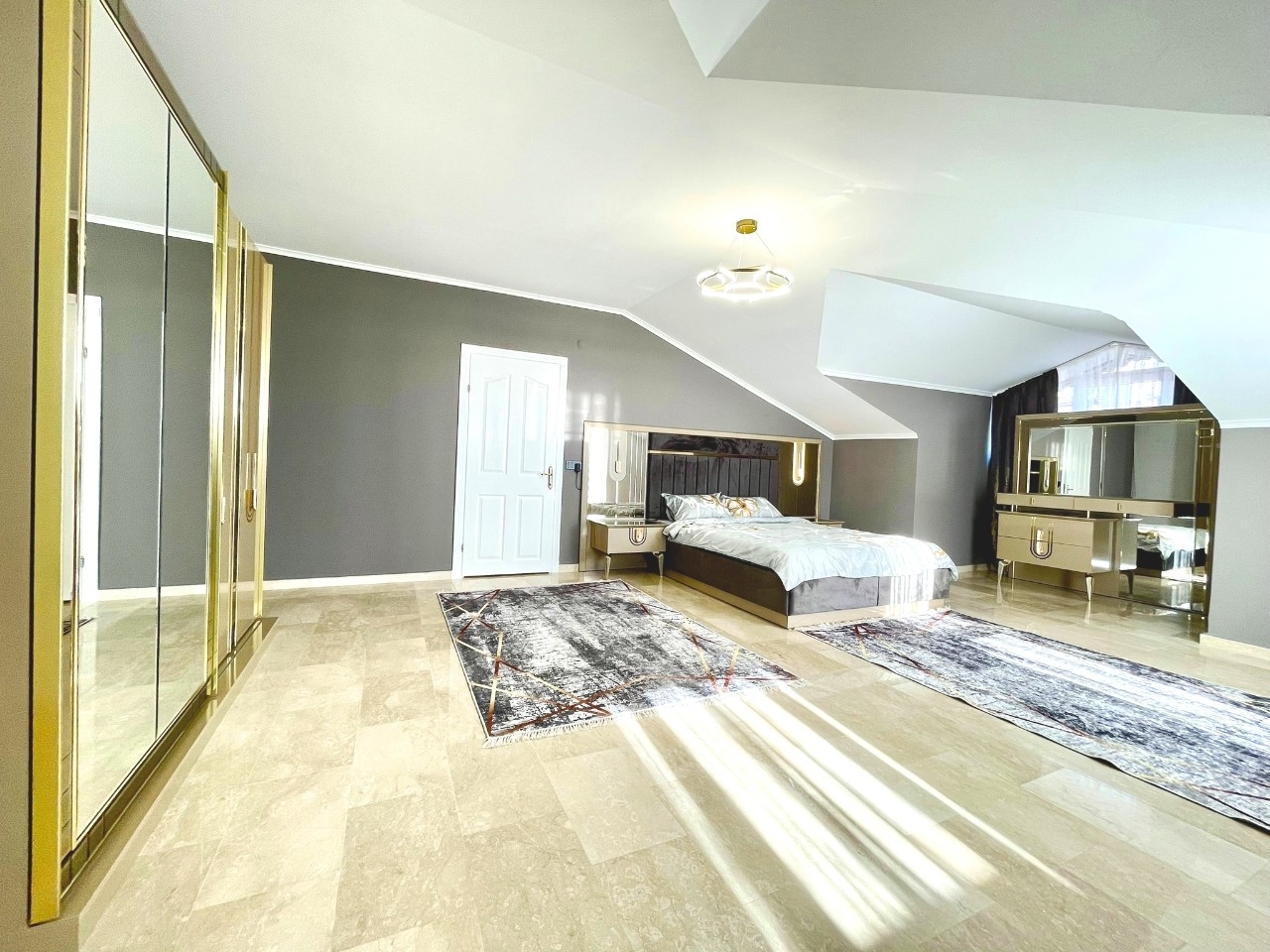 3+1 Penthouse with Castle and Mountain Views, Alanya - Oba